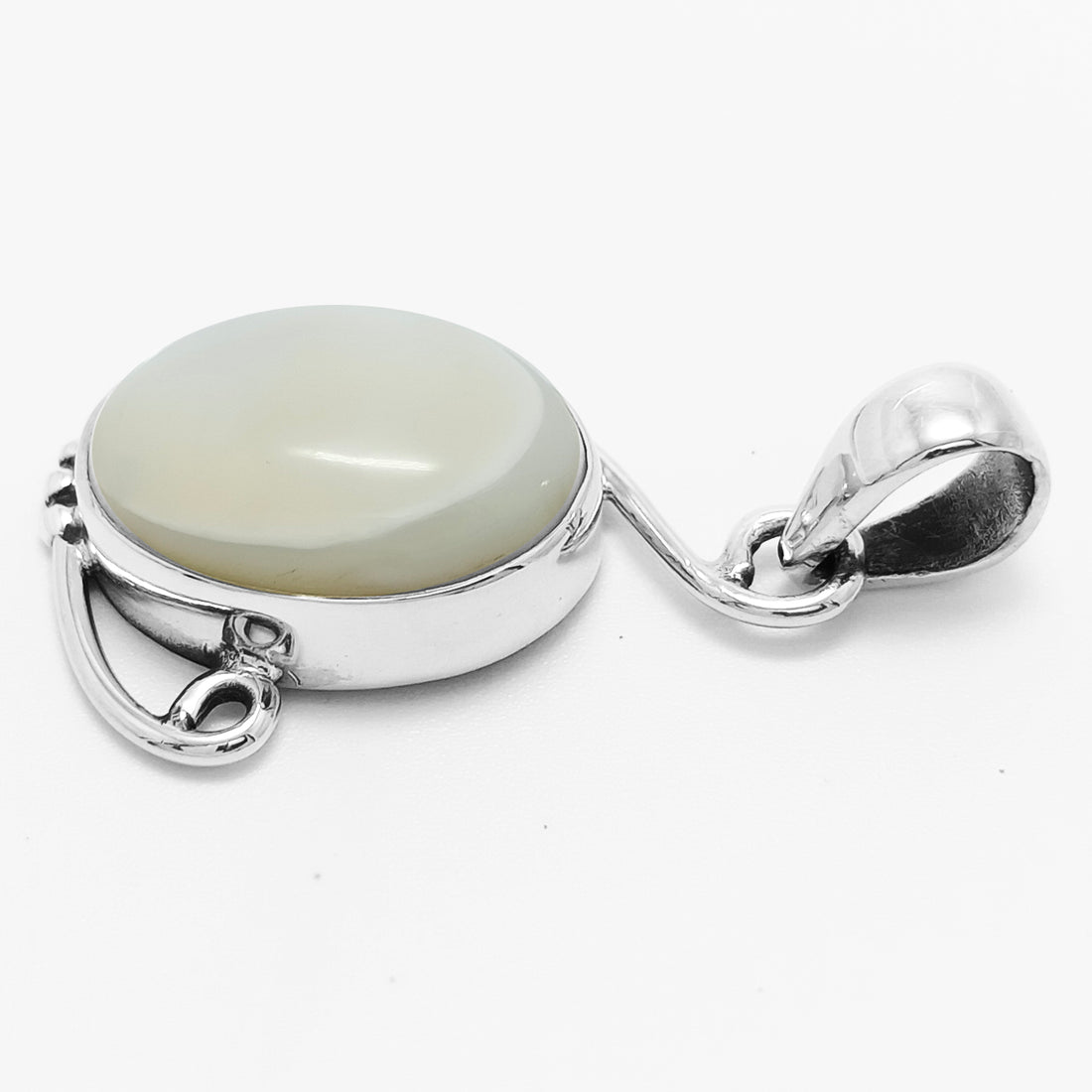 Exquisite Mother of Pearl Pendant - 925 Sterling Silver