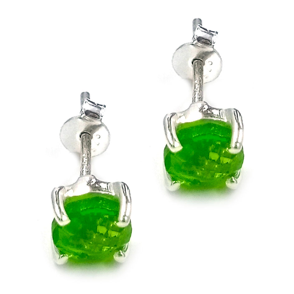 925 Sterling Silver Natural Peridot Stud Earrings - Bright Green Radiance